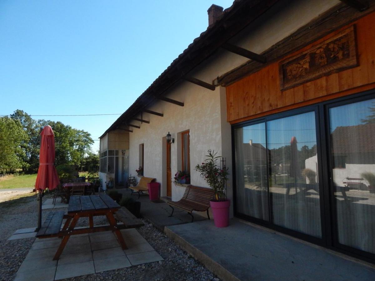 Gite Chez Marcel Et Bea La Chapelle-Saint-Sauveur  Exterior foto